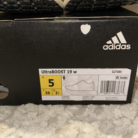 Excellent Condition Adidas UltraBoost 19W women’s tennis shoes. - Picture 2 of 7
